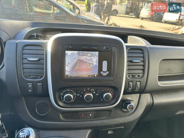 Белый Ниссан NV300, объемом двигателя 2 л и пробегом 151 тыс. км за 31000 $, фото 10 на Automoto.ua