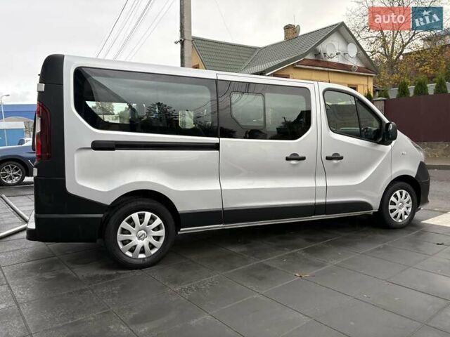 Сірий Ніссан NV300, об'ємом двигуна 2 л та пробігом 207 тис. км за 25500 $, фото 33 на Automoto.ua