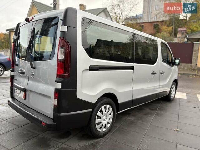 Сірий Ніссан NV300, об'ємом двигуна 2 л та пробігом 207 тис. км за 25500 $, фото 34 на Automoto.ua