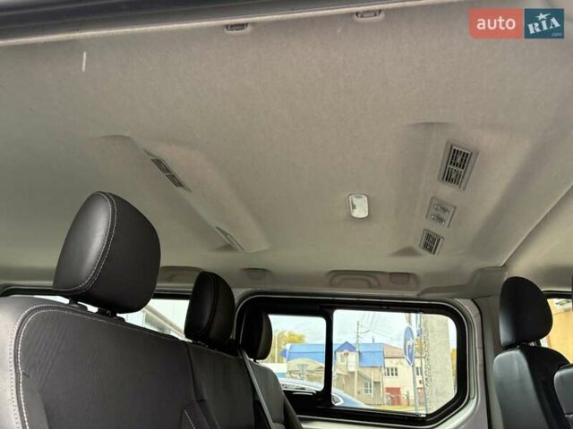 Сірий Ніссан NV300, об'ємом двигуна 2 л та пробігом 207 тис. км за 25500 $, фото 20 на Automoto.ua