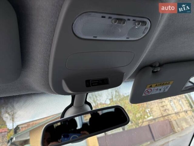 Сірий Ніссан NV300, об'ємом двигуна 2 л та пробігом 207 тис. км за 25500 $, фото 16 на Automoto.ua