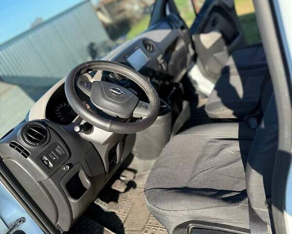 Белый Ниссан NV400, объемом двигателя 2.3 л и пробегом 208 тыс. км за 20777 $, фото 41 на Automoto.ua