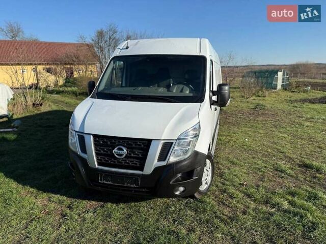 Белый Ниссан NV400, объемом двигателя 2.3 л и пробегом 208 тыс. км за 20777 $, фото 3 на Automoto.ua