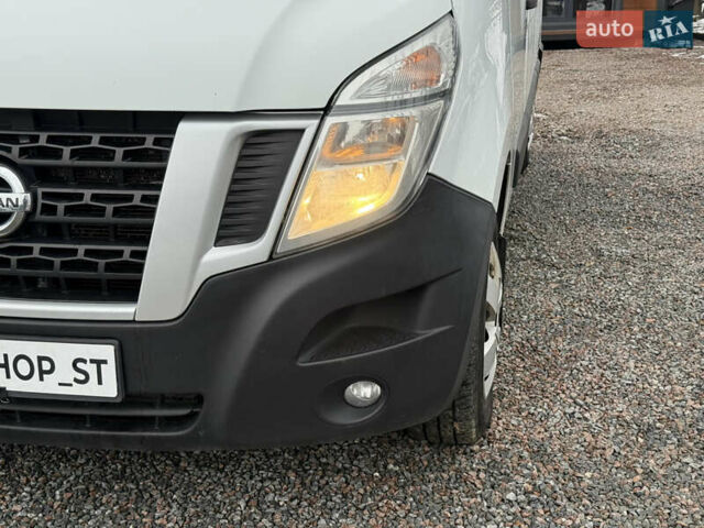 Белый Ниссан NV400, объемом двигателя 2.3 л и пробегом 319 тыс. км за 12500 $, фото 26 на Automoto.ua