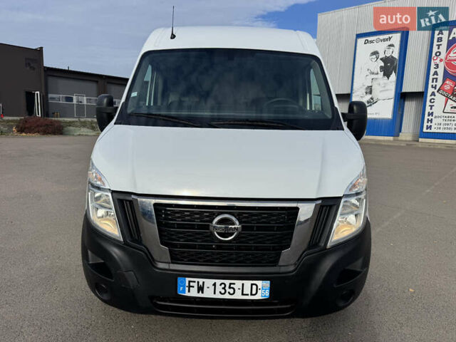 Белый Ниссан NV400, объемом двигателя 2.3 л и пробегом 191 тыс. км за 17500 $, фото 6 на Automoto.ua