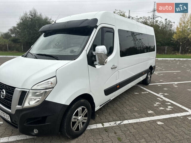 Белый Ниссан NV400, объемом двигателя 2.3 л и пробегом 450 тыс. км за 16700 $, фото 2 на Automoto.ua