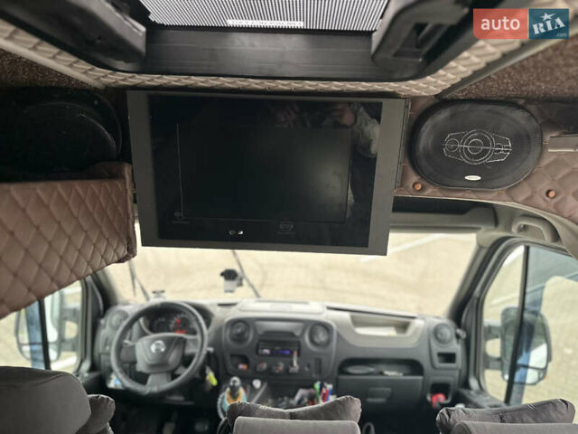 Белый Ниссан NV400, объемом двигателя 2.3 л и пробегом 450 тыс. км за 16700 $, фото 15 на Automoto.ua
