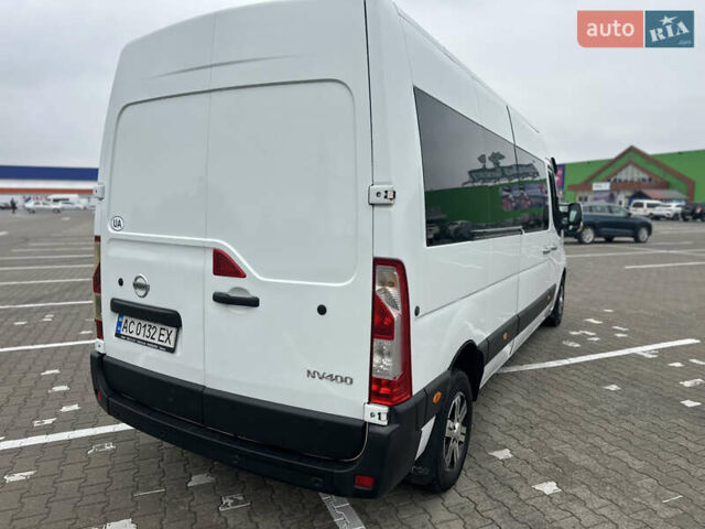 Белый Ниссан NV400, объемом двигателя 2.3 л и пробегом 450 тыс. км за 16700 $, фото 8 на Automoto.ua