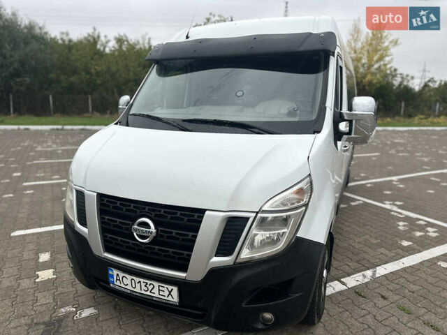 Белый Ниссан NV400, объемом двигателя 2.3 л и пробегом 450 тыс. км за 16700 $, фото 1 на Automoto.ua