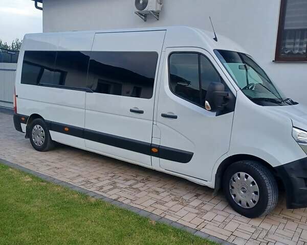 Білий Ніссан NV400, об'ємом двигуна 2.3 л та пробігом 348 тис. км за 18000 $, фото 1 на Automoto.ua