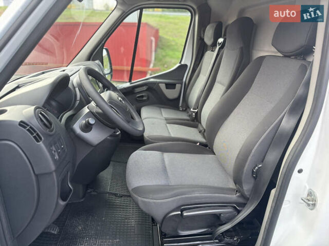 Белый Ниссан NV400, объемом двигателя 2.3 л и пробегом 263 тыс. км за 15700 $, фото 11 на Automoto.ua