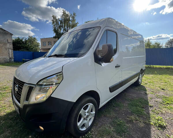 Білий Ніссан NV400, об'ємом двигуна 2.3 л та пробігом 259 тис. км за 15700 $, фото 2 на Automoto.ua