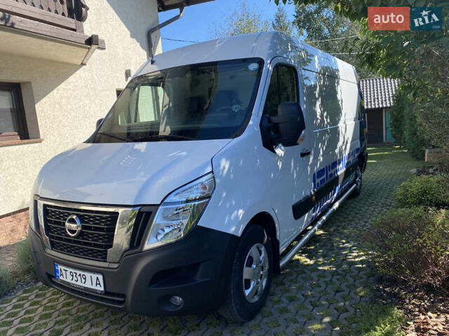 Белый Ниссан NV400, объемом двигателя 2.3 л и пробегом 255 тыс. км за 19500 $, фото 1 на Automoto.ua