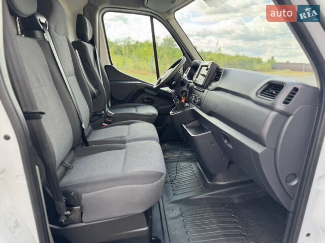 Білий Ніссан NV400, об'ємом двигуна 2.3 л та пробігом 180 тис. км за 18800 $, фото 10 на Automoto.ua