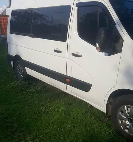 Білий Ніссан NV400, об'ємом двигуна 2.3 л та пробігом 345 тис. км за 14600 $, фото 1 на Automoto.ua