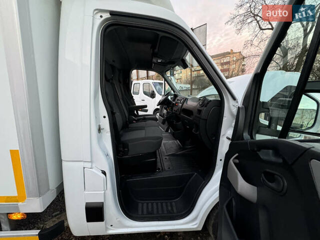 Белый Ниссан NV400, объемом двигателя 2.3 л и пробегом 178 тыс. км за 25900 $, фото 47 на Automoto.ua