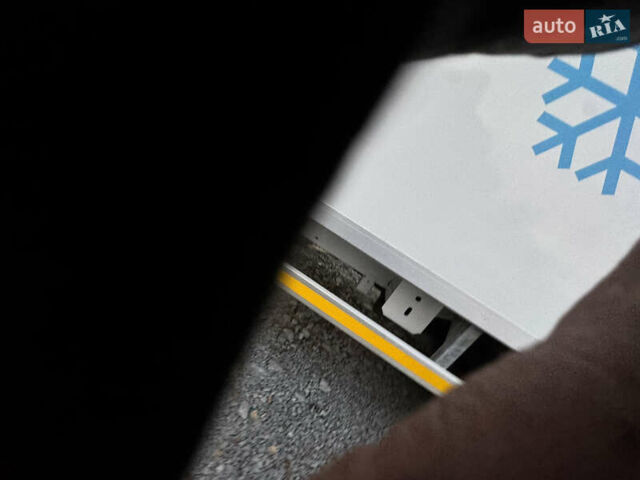Белый Ниссан NV400, объемом двигателя 2.3 л и пробегом 178 тыс. км за 25900 $, фото 56 на Automoto.ua