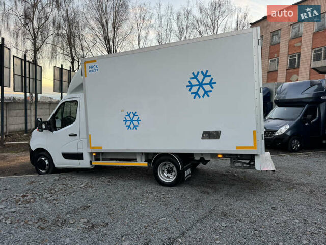 Белый Ниссан NV400, объемом двигателя 2.3 л и пробегом 178 тыс. км за 25900 $, фото 10 на Automoto.ua