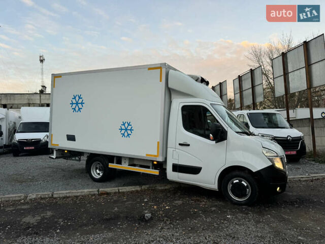 Белый Ниссан NV400, объемом двигателя 2.3 л и пробегом 178 тыс. км за 25900 $, фото 22 на Automoto.ua