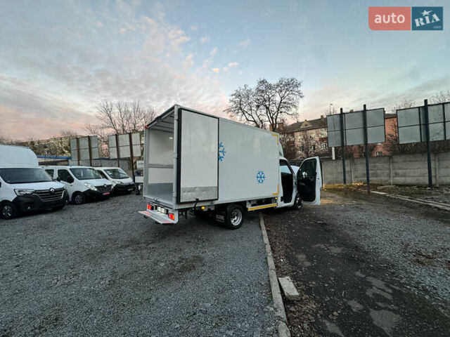 Белый Ниссан NV400, объемом двигателя 2.3 л и пробегом 178 тыс. км за 25900 $, фото 40 на Automoto.ua