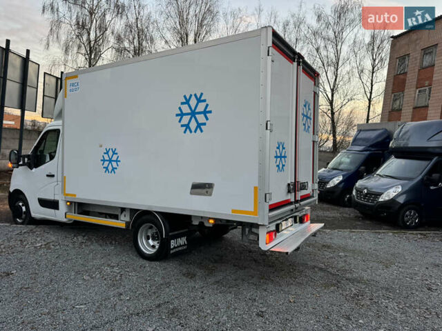 Белый Ниссан NV400, объемом двигателя 2.3 л и пробегом 178 тыс. км за 25900 $, фото 11 на Automoto.ua