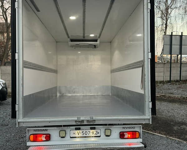 Белый Ниссан NV400, объемом двигателя 2.3 л и пробегом 178 тыс. км за 25900 $, фото 38 на Automoto.ua