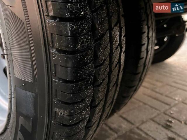 Белый Ниссан NV400, объемом двигателя 2.3 л и пробегом 111 тыс. км за 16999 $, фото 9 на Automoto.ua