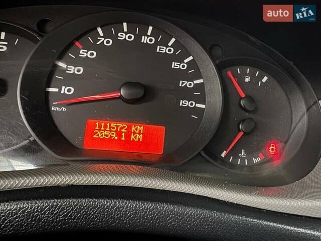 Белый Ниссан NV400, объемом двигателя 2.3 л и пробегом 111 тыс. км за 16999 $, фото 34 на Automoto.ua