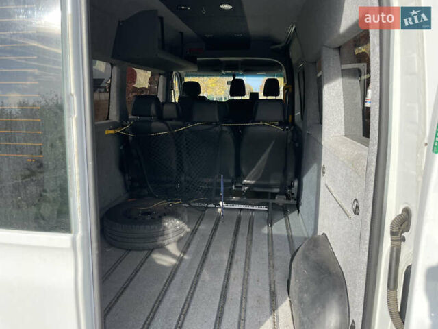 Белый Ниссан NV400, объемом двигателя 2.3 л и пробегом 350 тыс. км за 20000 $, фото 11 на Automoto.ua