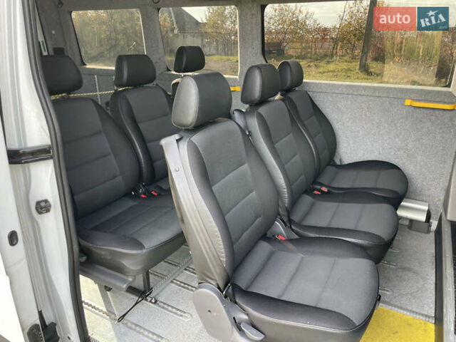 Белый Ниссан NV400, объемом двигателя 2.3 л и пробегом 350 тыс. км за 20000 $, фото 8 на Automoto.ua