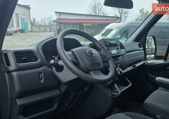 Черный Ниссан NV400, объемом двигателя 2.3 л и пробегом 169 тыс. км за 23500 $, фото 19 на Automoto.ua