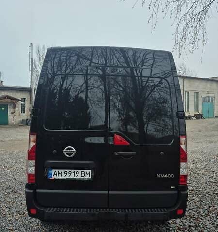 Черный Ниссан NV400, объемом двигателя 2.3 л и пробегом 169 тыс. км за 23500 $, фото 9 на Automoto.ua