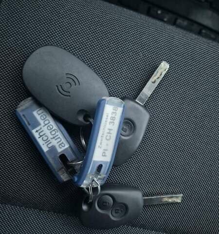 Черный Ниссан NV400, объемом двигателя 2.3 л и пробегом 169 тыс. км за 23500 $, фото 27 на Automoto.ua