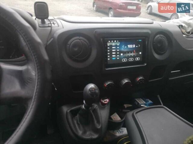 Красный Ниссан NV400, объемом двигателя 2.3 л и пробегом 245 тыс. км за 12000 $, фото 8 на Automoto.ua