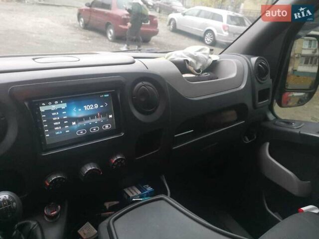 Красный Ниссан NV400, объемом двигателя 2.3 л и пробегом 245 тыс. км за 12000 $, фото 9 на Automoto.ua