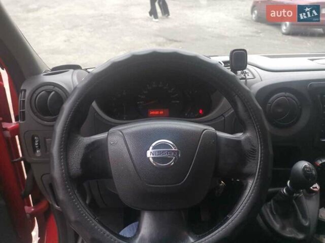 Красный Ниссан NV400, объемом двигателя 2.3 л и пробегом 245 тыс. км за 12000 $, фото 16 на Automoto.ua