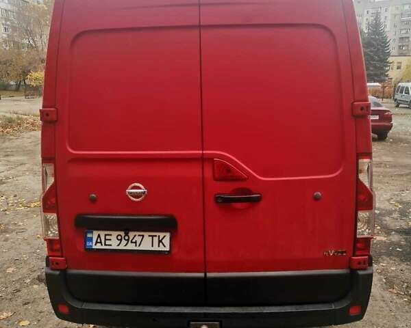 Красный Ниссан NV400, объемом двигателя 2.3 л и пробегом 245 тыс. км за 12000 $, фото 14 на Automoto.ua
