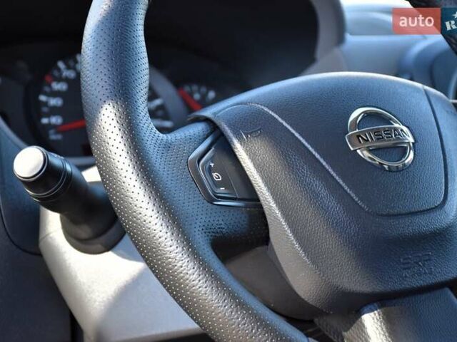 Ніссан NV400, об'ємом двигуна 2.3 л та пробігом 92 тис. км за 21600 $, фото 23 на Automoto.ua