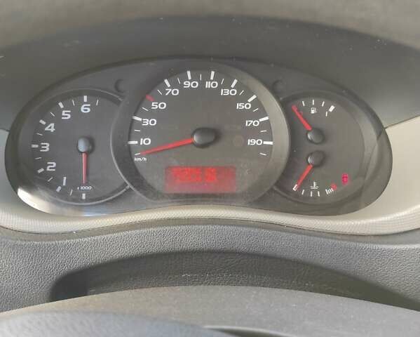 Синій Ніссан NV400, об'ємом двигуна 2.3 л та пробігом 320 тис. км за 11500 $, фото 1 на Automoto.ua