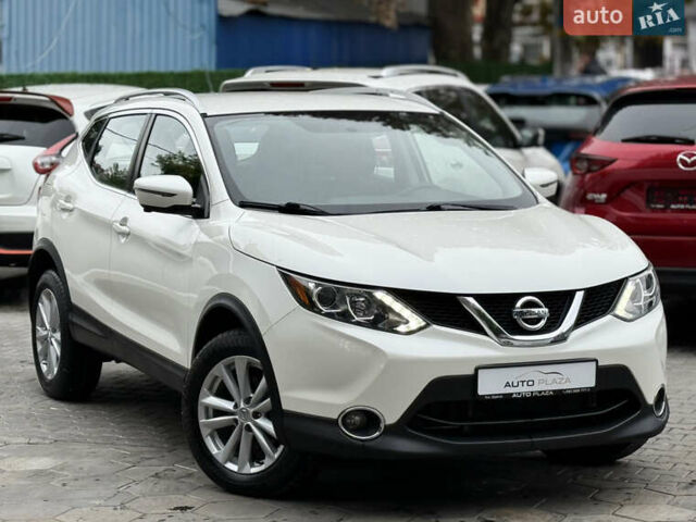 Белый Ниссан Rogue Sport, объемом двигателя 2 л и пробегом 68 тыс. км за 16900 $, фото 18 на Automoto.ua