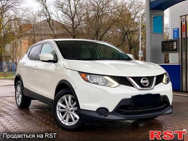 Білий Ніссан Rogue Sport, об'ємом двигуна 2 л та пробігом 131 тис. км за 11999 $, фото 5 на Automoto.ua