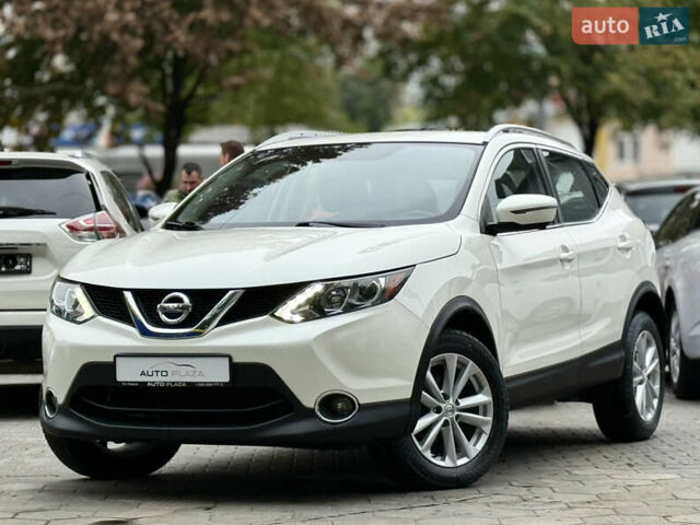Белый Ниссан Rogue Sport, объемом двигателя 2 л и пробегом 68 тыс. км за 16900 $, фото 11 на Automoto.ua