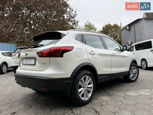 Белый Ниссан Rogue Sport, объемом двигателя 2 л и пробегом 68 тыс. км за 16900 $, фото 21 на Automoto.ua