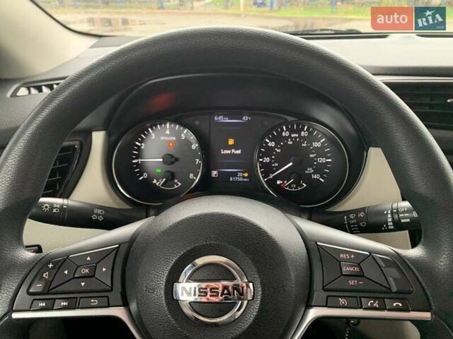 Белый Ниссан Rogue Sport, объемом двигателя 2 л и пробегом 131 тыс. км за 13499 $, фото 10 на Automoto.ua