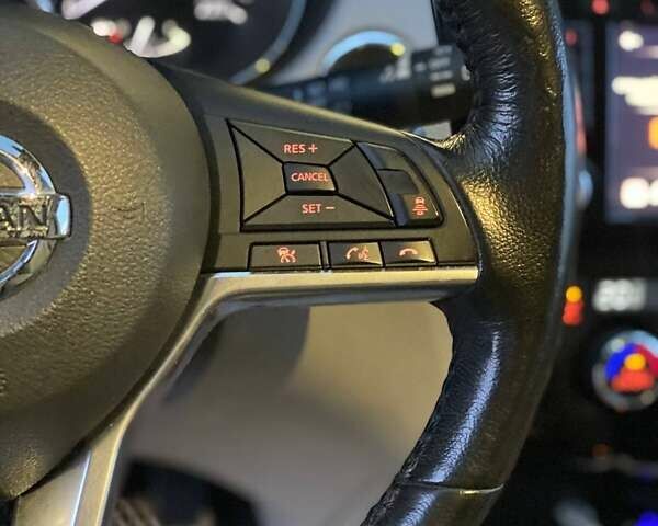 Белый Ниссан Rogue Sport, объемом двигателя 2 л и пробегом 61 тыс. км за 17690 $, фото 24 на Automoto.ua