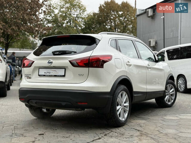 Белый Ниссан Rogue Sport, объемом двигателя 2 л и пробегом 68 тыс. км за 16900 $, фото 23 на Automoto.ua