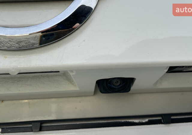 Білий Ніссан Rogue Sport, об'ємом двигуна 2 л та пробігом 62 тис. км за 14800 $, фото 41 на Automoto.ua