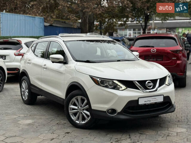 Белый Ниссан Rogue Sport, объемом двигателя 2 л и пробегом 68 тыс. км за 16900 $, фото 14 на Automoto.ua