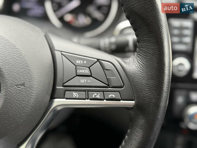 Белый Ниссан Rogue Sport, объемом двигателя 2 л и пробегом 68 тыс. км за 16900 $, фото 56 на Automoto.ua