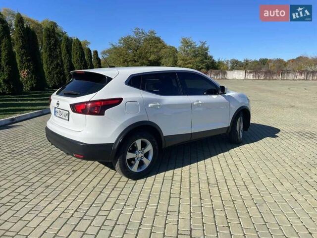 Білий Ніссан Rogue Sport, об'ємом двигуна 2 л та пробігом 98 тис. км за 14700 $, фото 7 на Automoto.ua
